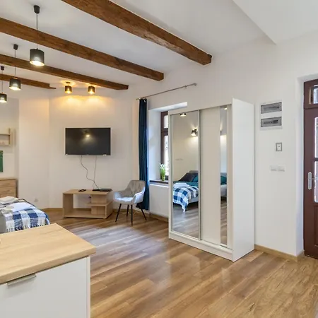 Apartman Step-by-step